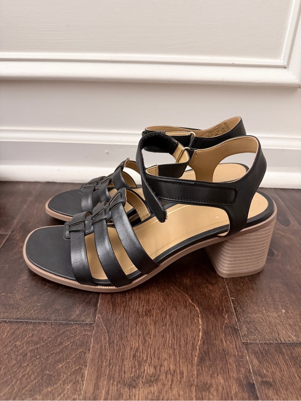 Vionic Maisy Heeled Sandal black 10 strappy wide comfort